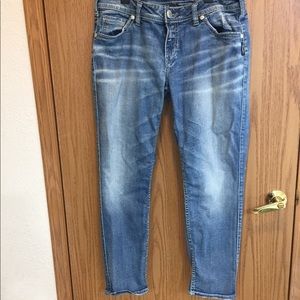 Silver Capri Boyfriend Jeans 31W/25L